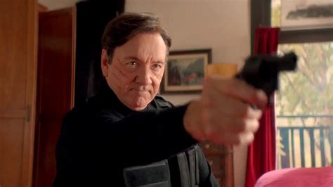 Kevin Spacey Ist Zur Ck Als Eiskalter Killer Blutiger Trailer Zu