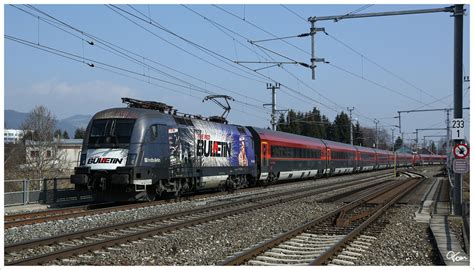 1116 222 Red Bulletin Zieht Den Railjet RJ 533 Von Wien Hbf Nach