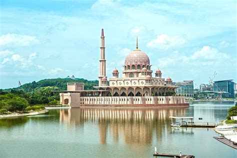 2024 Putrajaya And River Cruise Tour Shared Kuala Lumpur