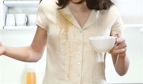 Como Quitar Las Manchas De Café En La Ropa