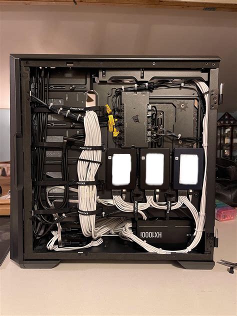 Phanteks