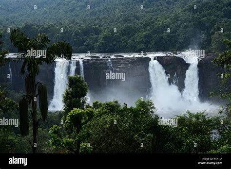 Athirappilly athirapally falls on chalakudy chalakkudi river at ...