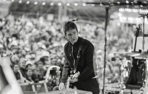 Noel Gallagher On Twitter Noel Snapped By Sharon Latham During Nghfbs Headline Slot At In It