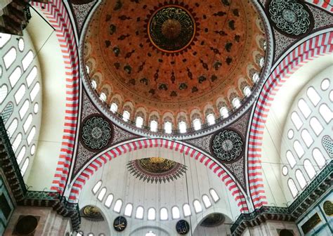 Mimar Sinan and the Magnificent Mosques of Istanbul - Provocolate