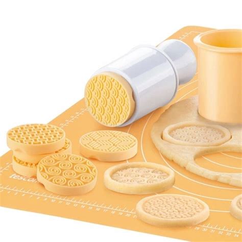 Tampon Pour Biscuit Pi Ces La Cuisine De Mimi