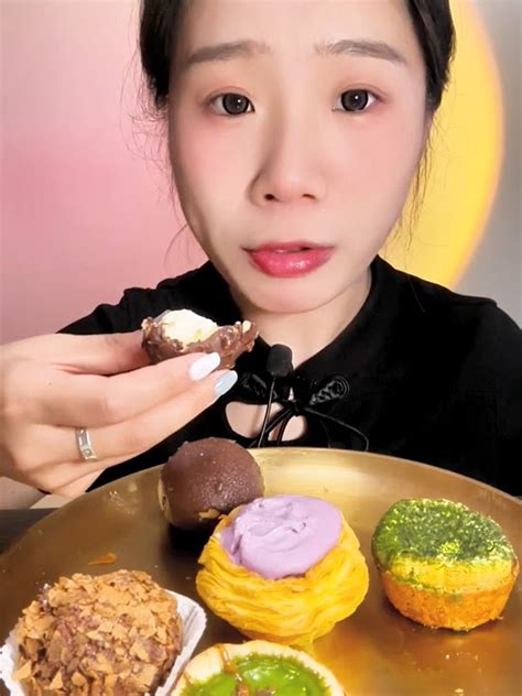 Dessert Lover Egg Tarts Various Flavors Of Egg Tarts Everyone Loves Themeating Food Youtube