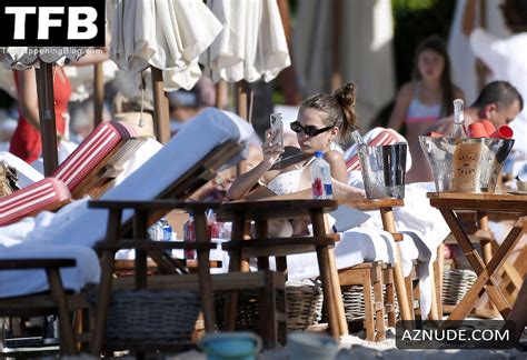 Hana Cross Sexy Seen Showing Off Her Hot Body In A Bikini In St Barts Aznude