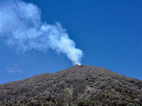 5 active volcanoes in Costa Rica you should visit (+ map) - Adventurous ...