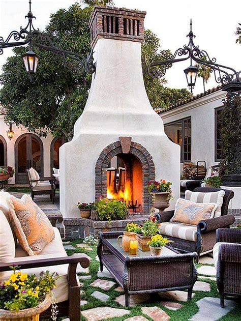 27 Cozy Patio Designs with Fireplaces [Various Fireplace Types & Material]