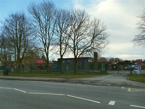 Wheelock Primary School Stephen Craven Cc By Sa Geograph