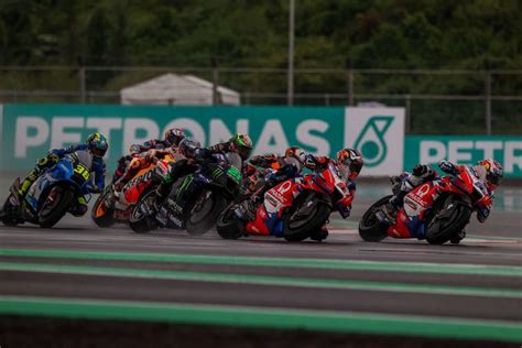 Foto MotoGP Mandalika 2022 Rampung Aspal Lintasan Masih Jadi Sorotan