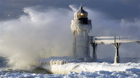 Michigan Lighthouse Wallpapers - Wallpaper Cave