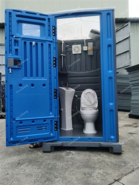 China Manufacturer Hdpe Plastic Chemical Outdoor Movable Mobile Public