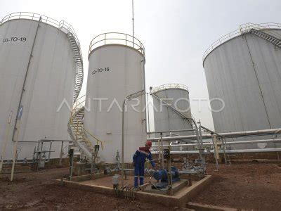 Pabrik Pelumas Pertamina Antara Foto