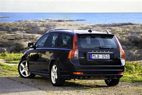 2010 Volvo V50 Reviews Specs And Prices Cars