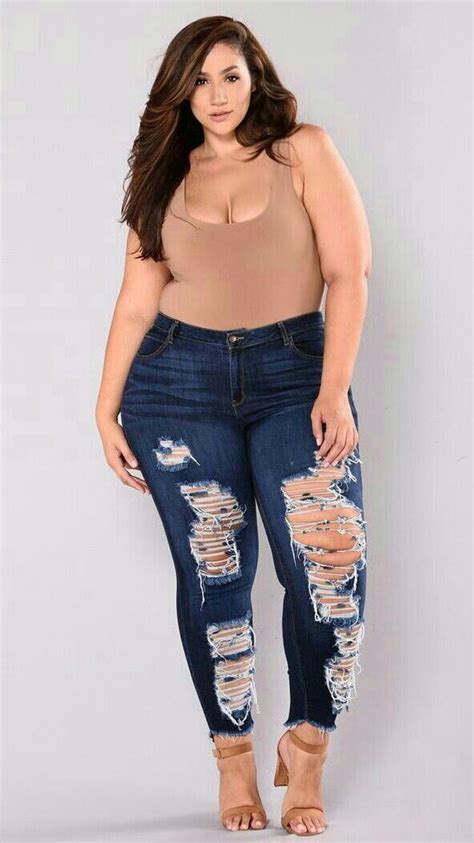 Plus Size Bodysuit And Jeans Plus Size Outfits Ideas Crop Top Plus Size Outfit Plus Size