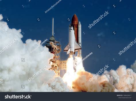 1,467 Challenger nasa Images, Stock Photos & Vectors | Shutterstock