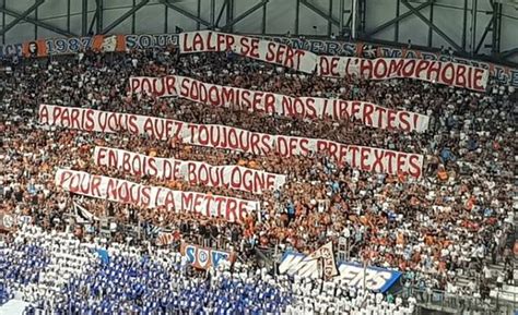 PHOTO le Vélodrome aussi a sa banderole Football MAXIFOOT