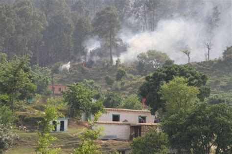 India, Pakistan trade heavy fire on LoC