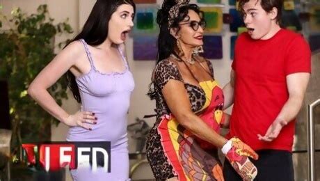 MILF In Der Küche Porno Videos Mütter Sex Tube MILFPorn TV