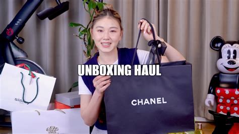 Unboxing Haul Valentine s Day gift ideas Chanel老爹凉鞋品牌新年礼物开箱Ana