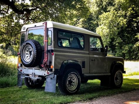 Classic Land Rover Defender Tdi Lr C Swb Wd Full Nut