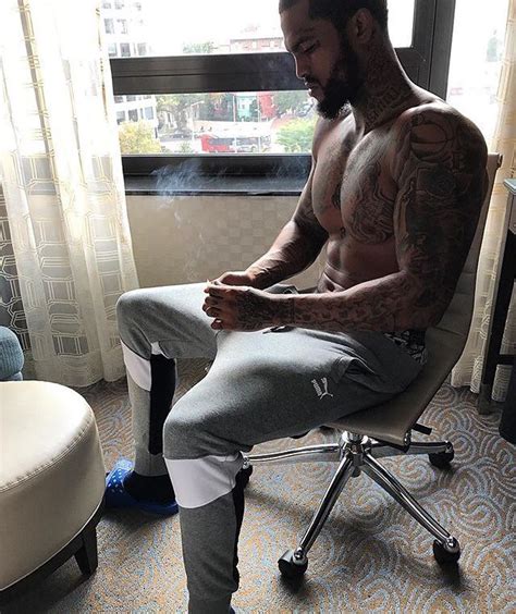 Dave East Shirtless Rapper Daveeast Dave East Dave Eames Lounge Chair