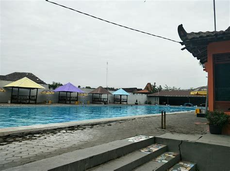 Berwisata Di Ponggok Ciblon Resto Dan Kolam Renang Seru Di Klaten