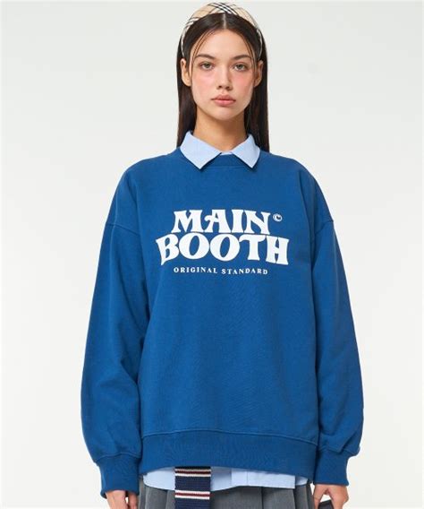 MUSINSA MAINBOOTH Original Logo Sweatshirt NAVY