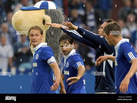 Schalke S Benedikt Hoewedes Raul Christian Fuchs And Klaas Jan