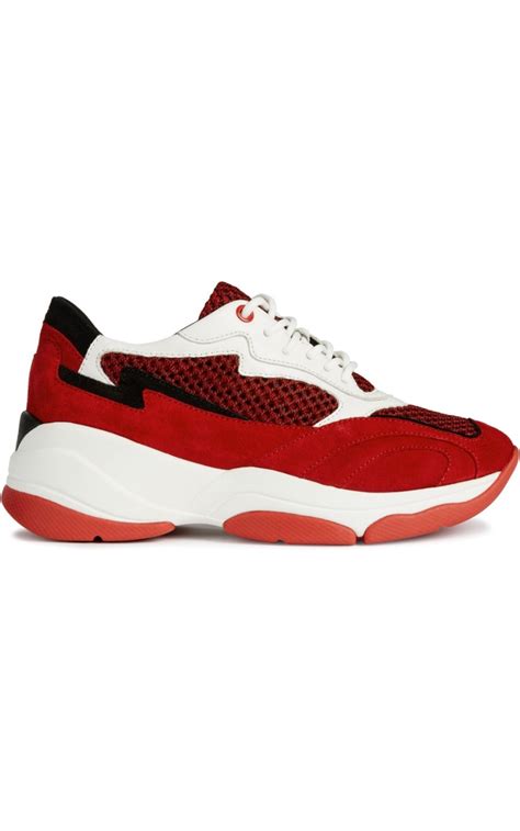 45 самых модных кроссовок этого сезона | Sobaka.ru