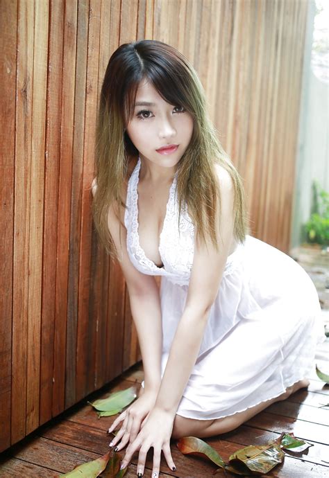 Sexy Asian Women Porn Pics PICTOA