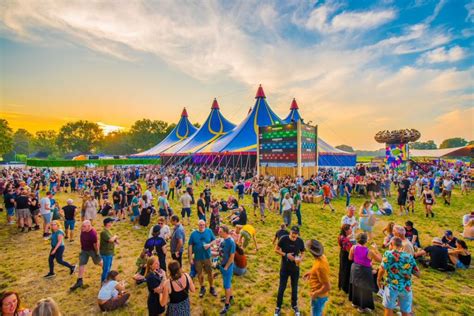 Nirwana Tuinfeest 2024 Sfeervol En Betaalbaar Festivallen Met Legende