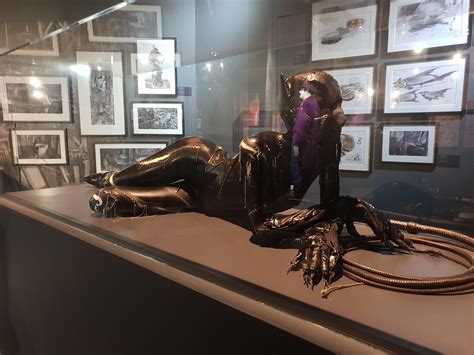 michelle pfeiffer catwoman costume