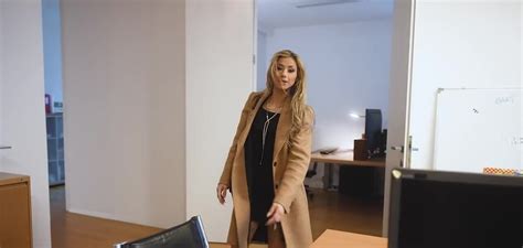 Hot Blonde Hotties Sucking And Riding In A Group Comp ZB Porn