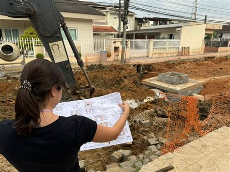 Obras de macrodrenagem avançam na Bacia Victor Meirelles