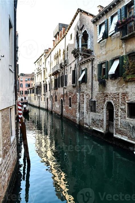 Buildings in Venice, Italy 15732249 Stock Photo at Vecteezy