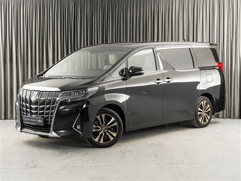 Toyota Alphard Iii At