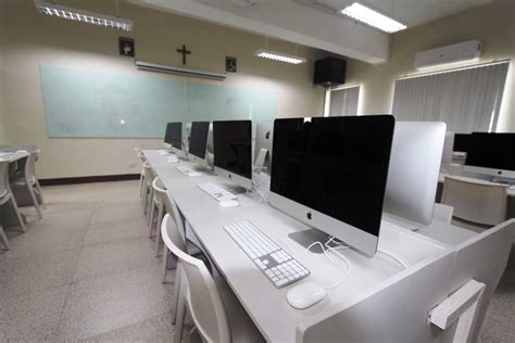 Mac Laboratory St Theresa College Quezon City