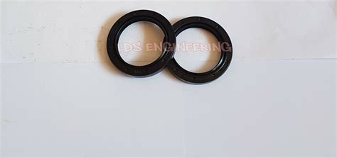 Ford 1805715 gearbox driveshaft oil seal set - To fit various models