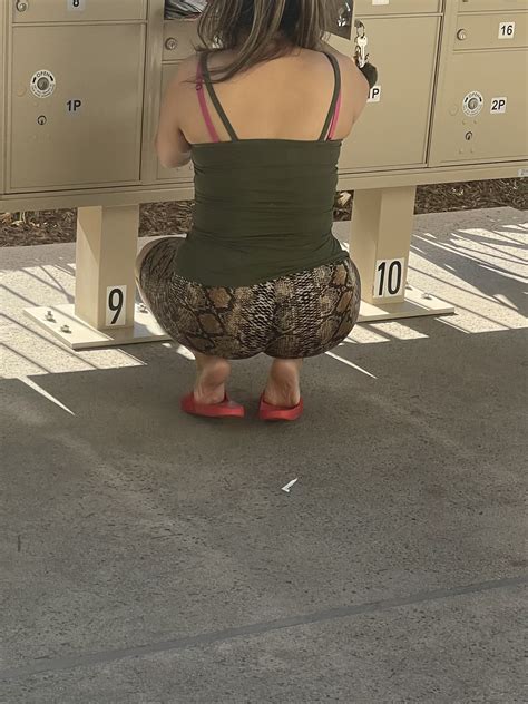 Thick And Sexy Latina Neighbor Oc Short Shorts Volleyball Forum