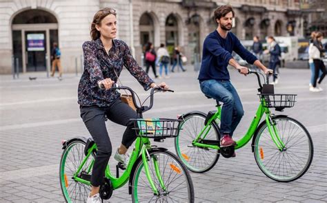 Les vélos en libre service et sans borne débarquent Le Parisien