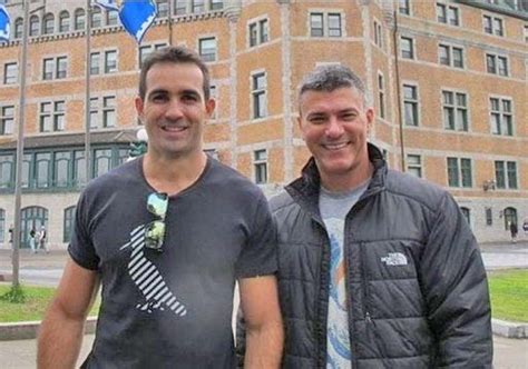 Ator Leonardo Vieira diz ter recebido ameaças de morte em rede social por ser gay Baixada na Web