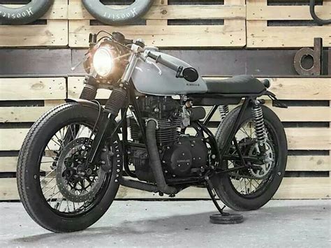 Pin på Cafe racers bobbers brats scramblers