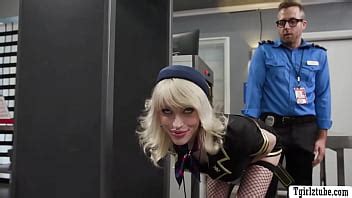 Seguridad del aeropuerto analizó a un asistente de vuelo de TS XVIDEOS