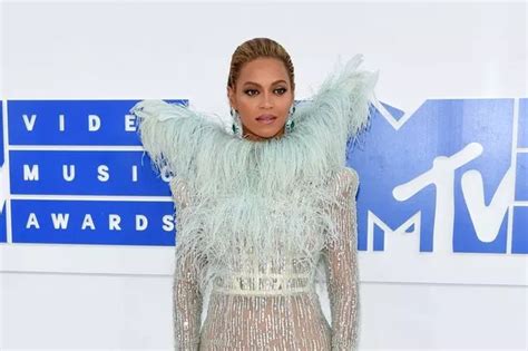 Beyonce Stuns In Wings And Sheer Silver Dress As She S Joined By Blue