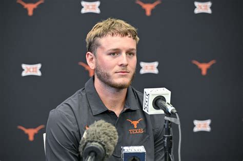 Longhorns Daily News Texas Quinn Ewers Just Made The Davey Obrien