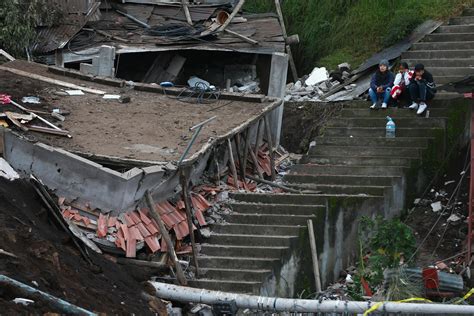 Asciende A 48 La Cifra De Muertos Por Un Gran Alud En Ecuador Ocurrido