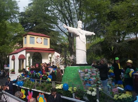 Vignola Si Riempie Dei Ciliegi In Fiore Gazzetta Di Modena