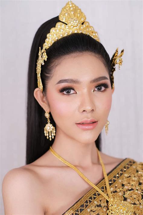 Traditional Wedding Dresses Cambodia Crown Jewelry Costumes